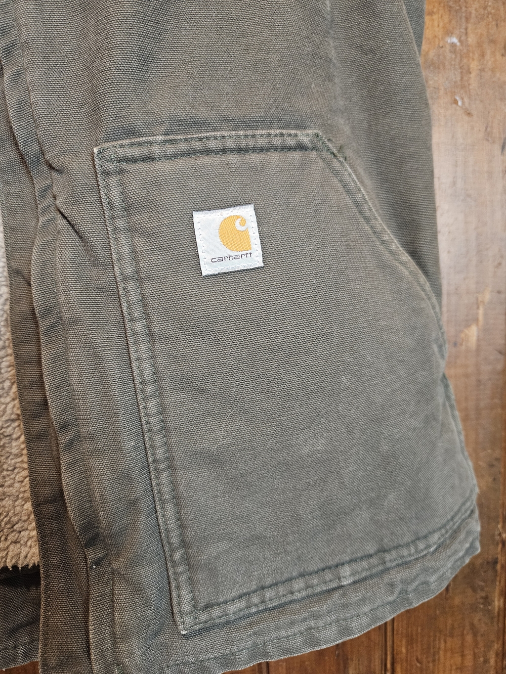 Carhartt Sherpa-Lined Utility Vest in Olive - Picture 2 of 6